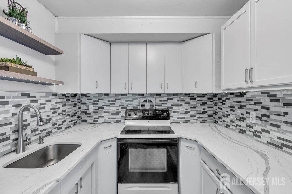 75 S McKinley Avenue, Iselin, NJ, 08830 image 12