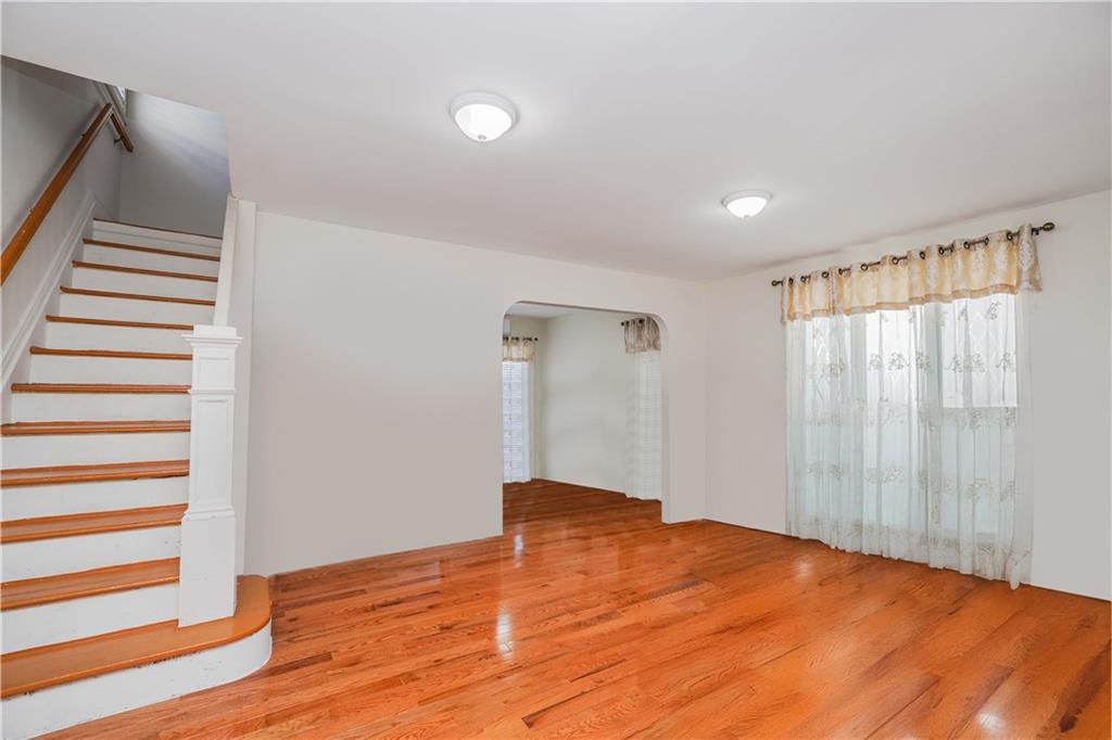 1659 Madison Place Image 5