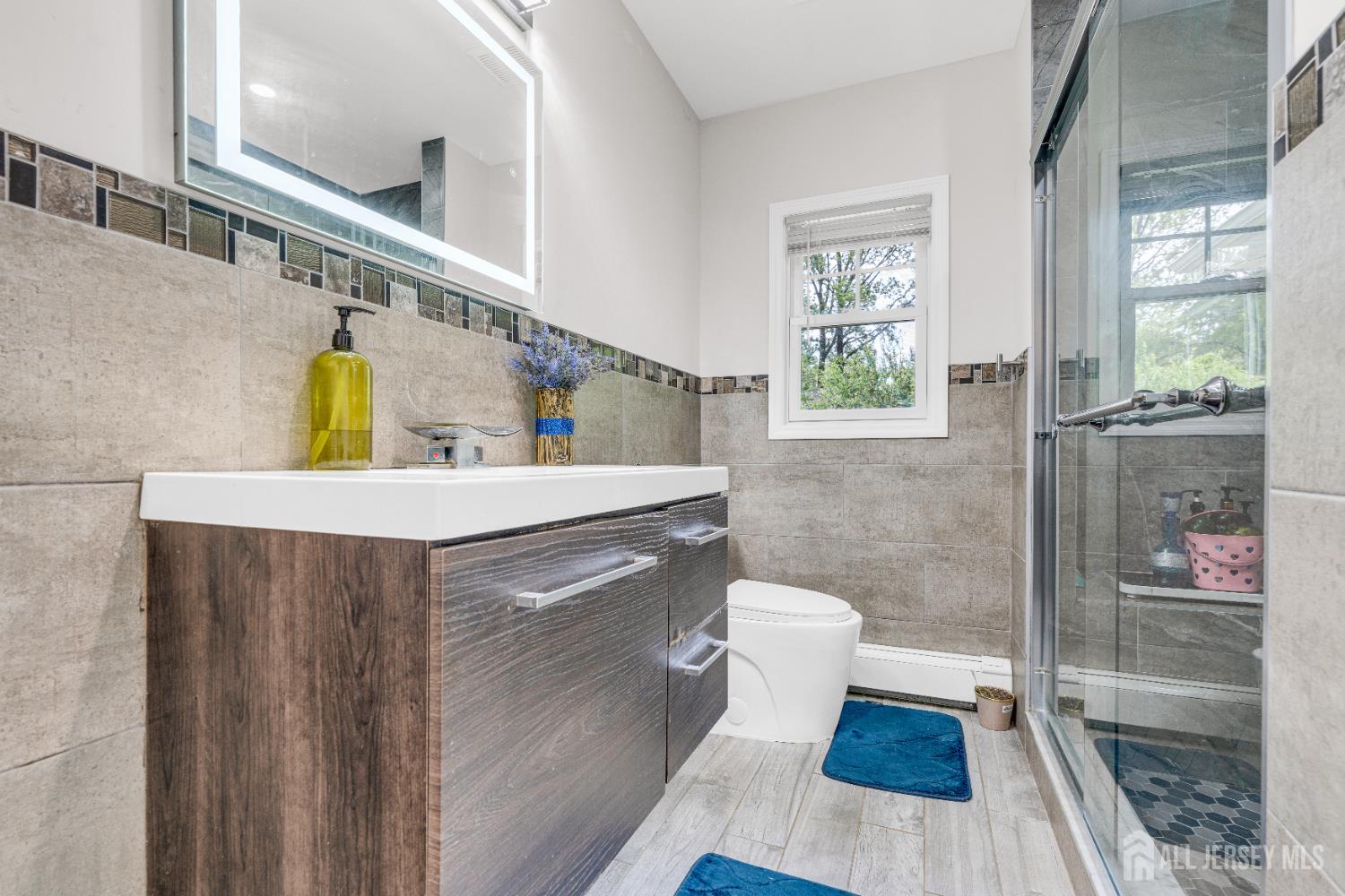 251 W Shirley Avenue, Edison, NJ, 08820 image 30