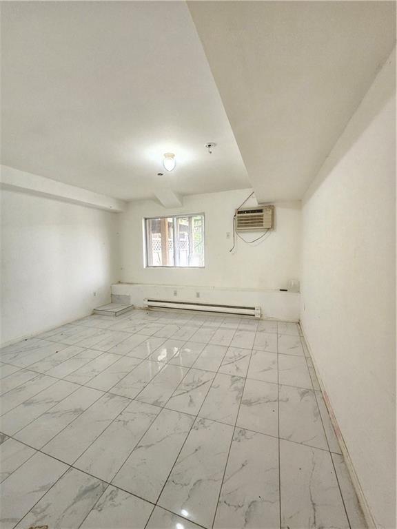 17 Maxie Court, Staten  Island, New York, 10304 image 17