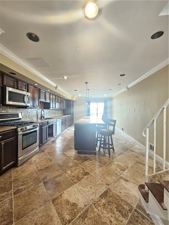 17 Maxie Court, Staten  Island, New York, 10304 image 8