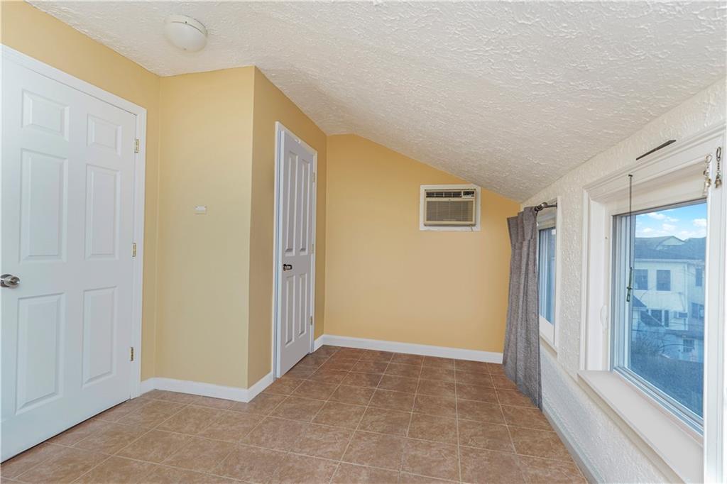 3822 Cypress Avenue, Brooklyn, New York, 11224 image 30