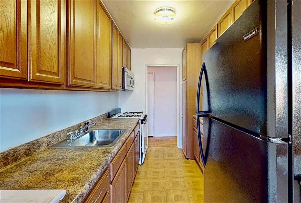 540 Ocean Parkway 4H, Brooklyn, New York, 11218 image 9