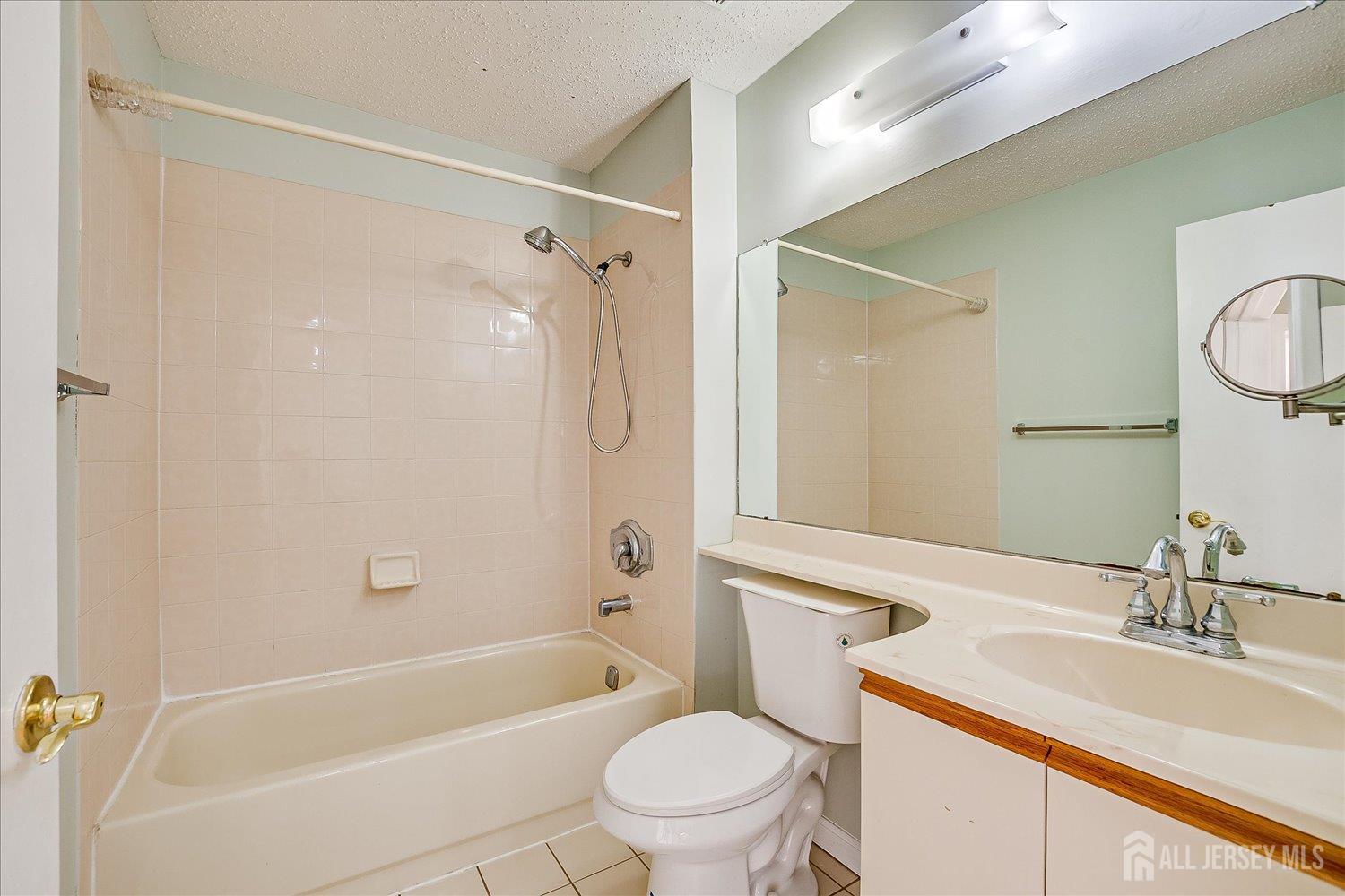 68 Kelly Drive, Edison, NJ, 08820 image 50