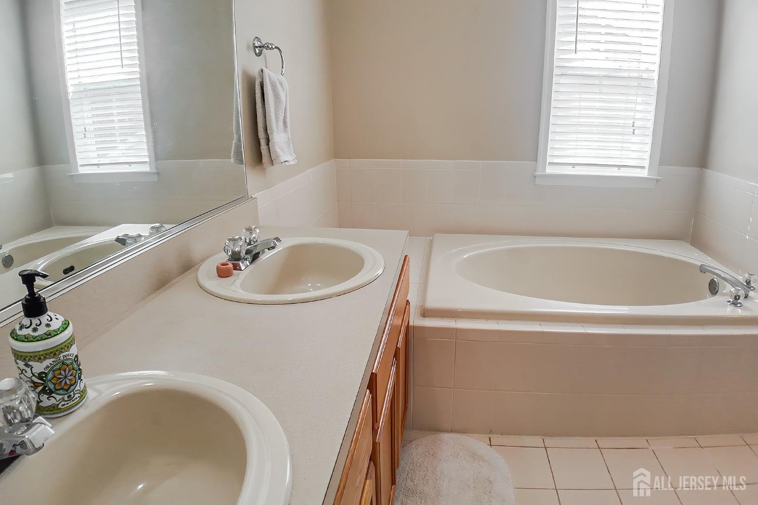 47 Bay Hill Boulevard, Monroe, NJ, 08831 image 31