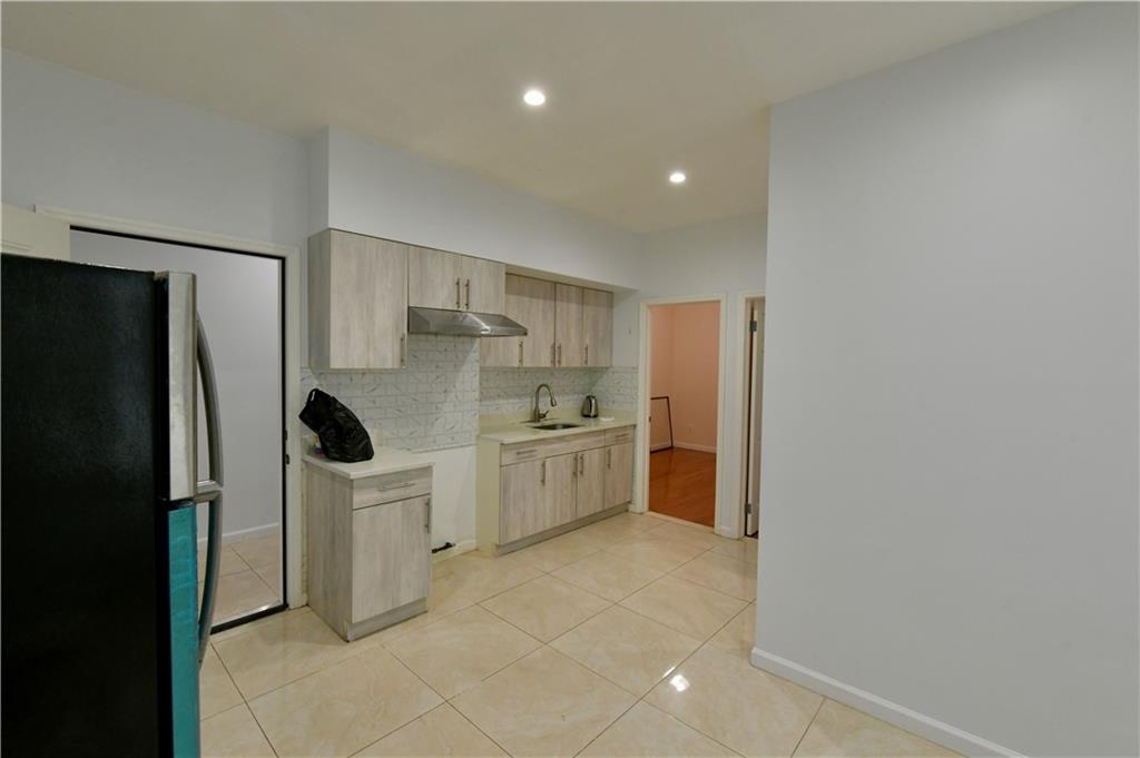522 81st Street, Brooklyn, New York, 11209 image 14