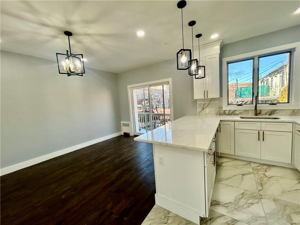 2713 Avenue Y Image 3