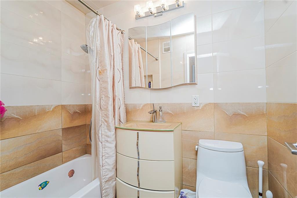 2546 East 13th Street D9, Brooklyn, New York, 11235 image 10