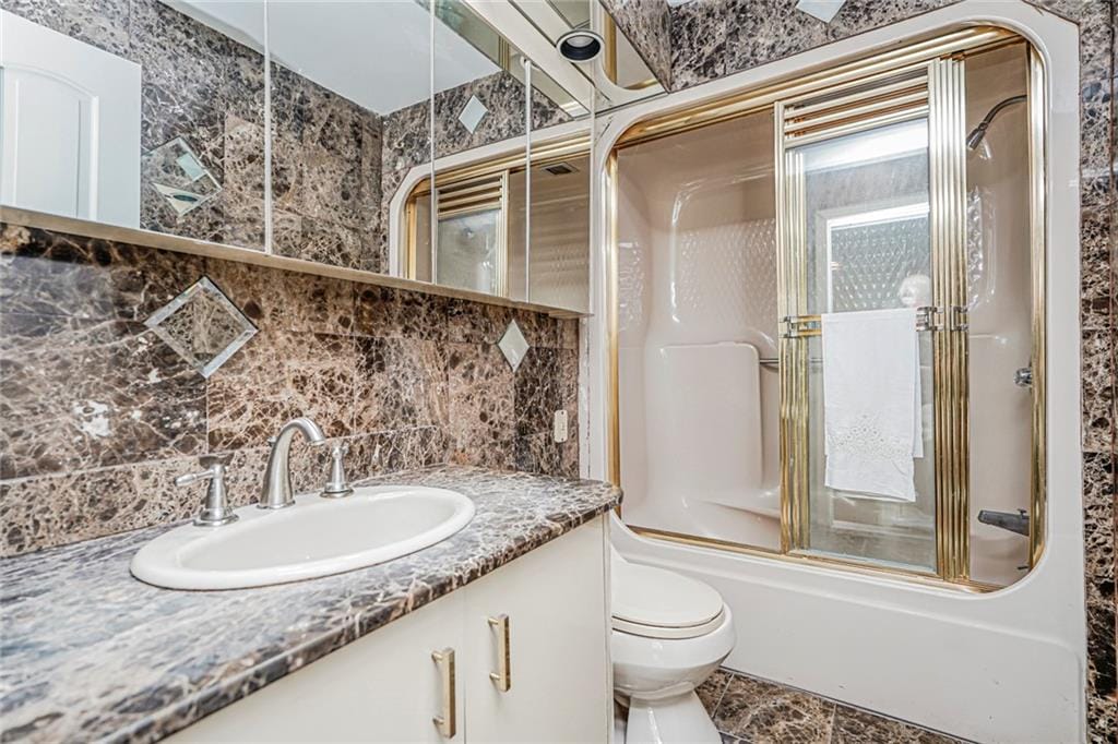 38 Bassett Avenue, Brooklyn, New York, 11234 image 22