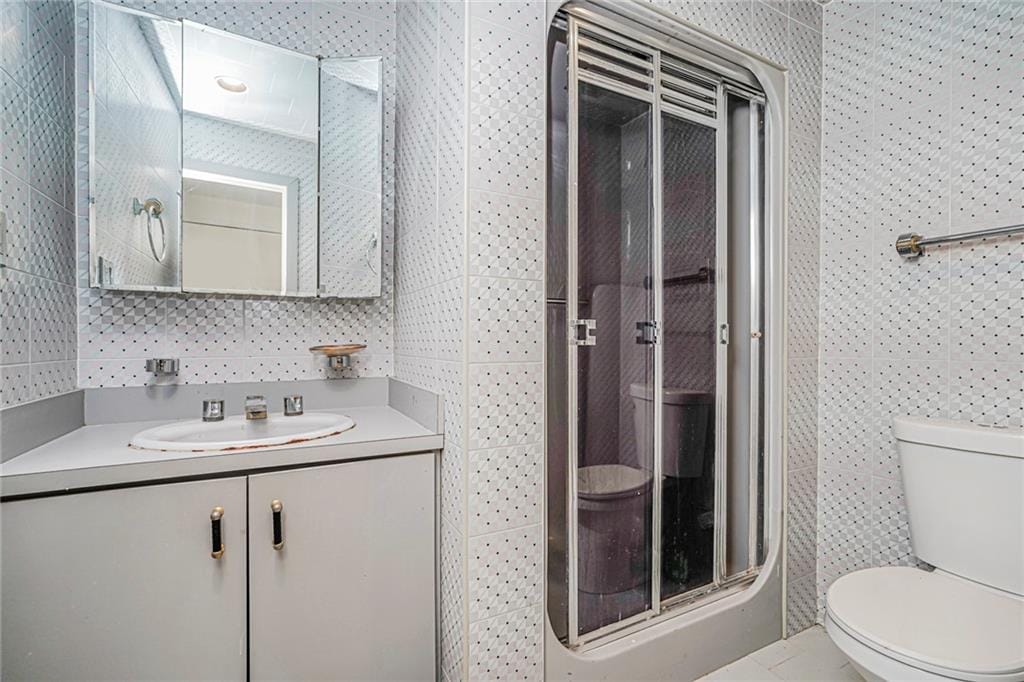 38 Bassett Avenue, Brooklyn, New York, 11234 image 32