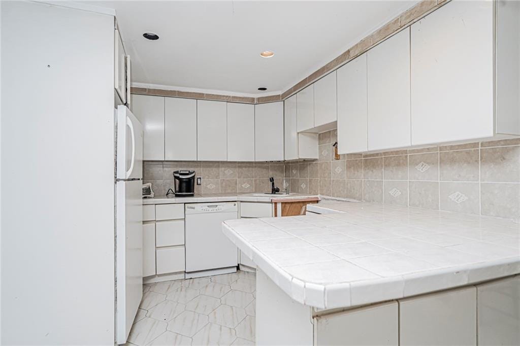 38 Bassett Avenue, Brooklyn, New York, 11234 image 33