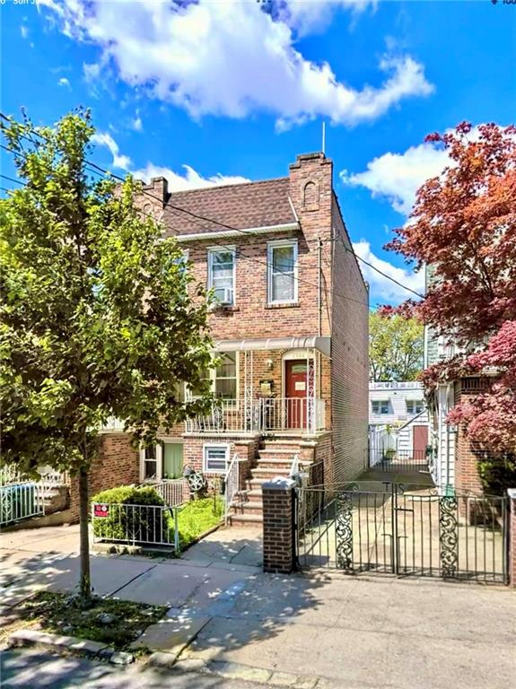 2532 East 26th Street Image 3