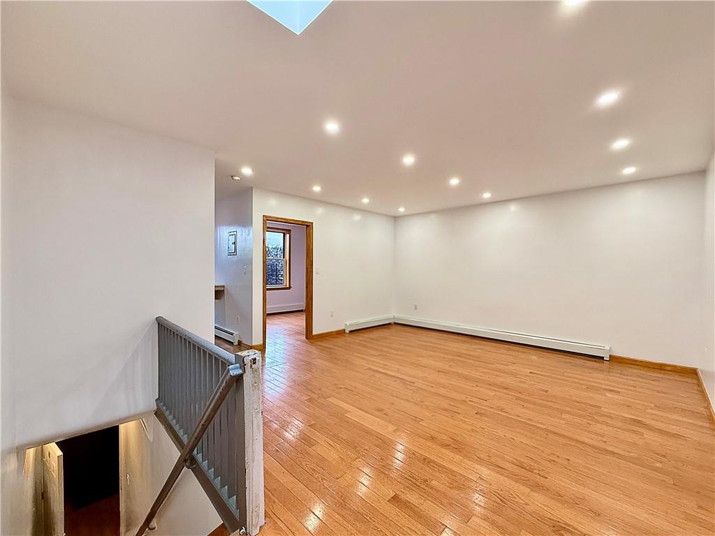2532 East 26th Street Image 5