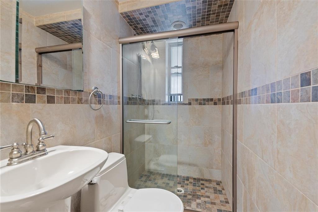 2067 East 28th Street, Brooklyn, New York, 11229 image 14