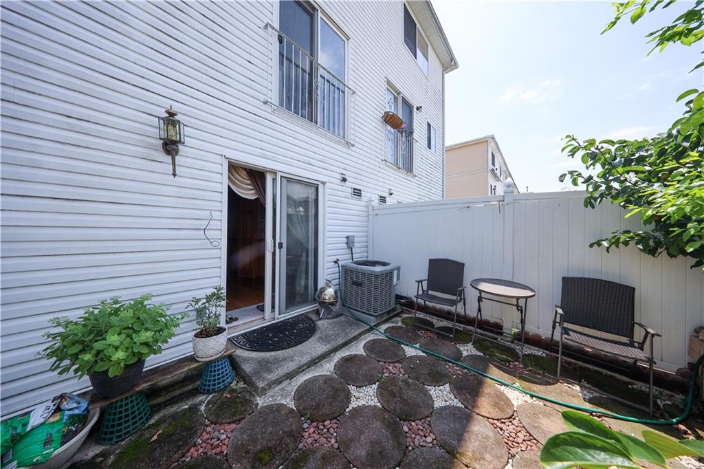 82 Seagate Court, Staten  Island, New York, 10305 image 19