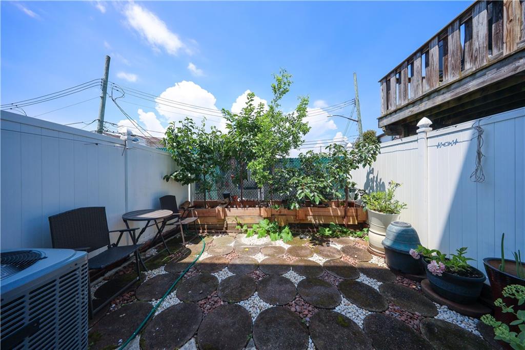 82 Seagate Court, Staten  Island, New York, 10305 image 20