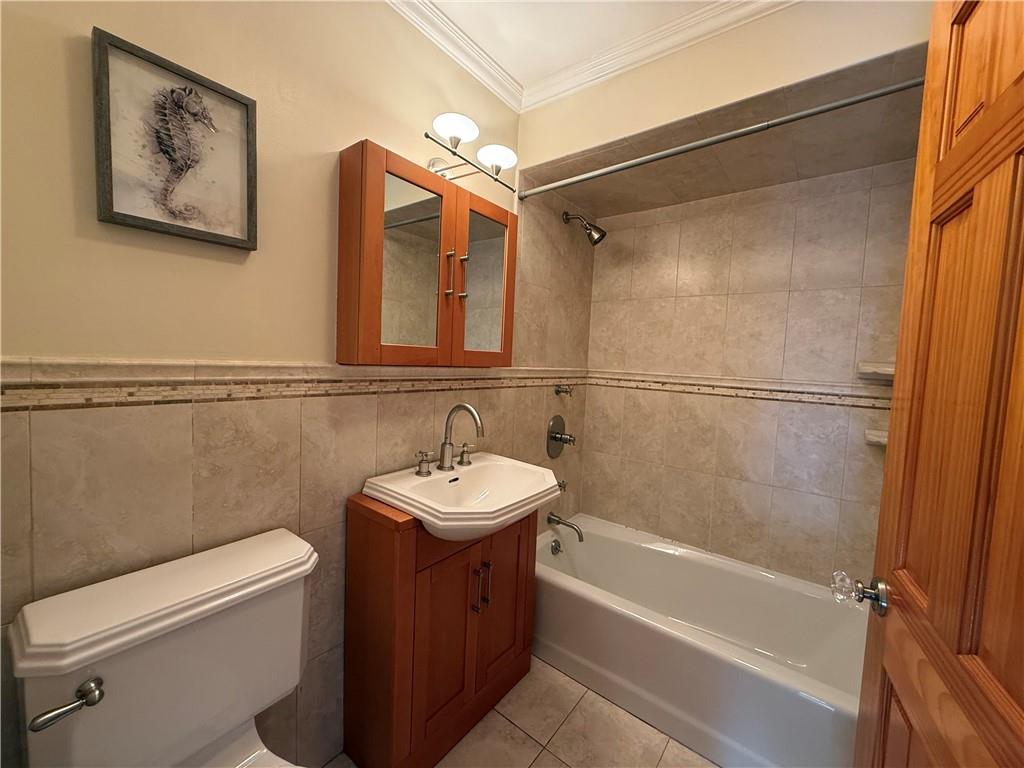 6925 Shore Road 2B, Brooklyn, New York, 11209 image 12
