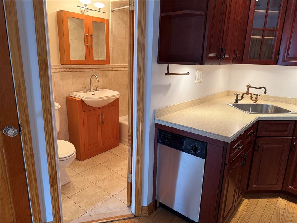 6925 Shore Road 2B, Brooklyn, New York, 11209 image 10