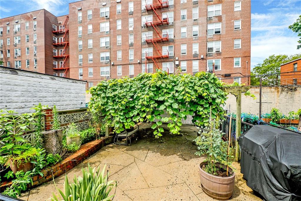 2040 Haring Street, Brooklyn, New York, 11229 image 27
