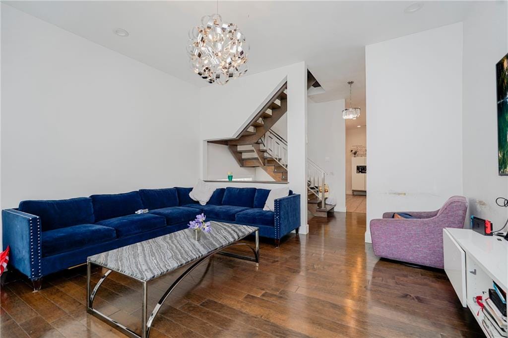 1569 East 4th Street Image 5