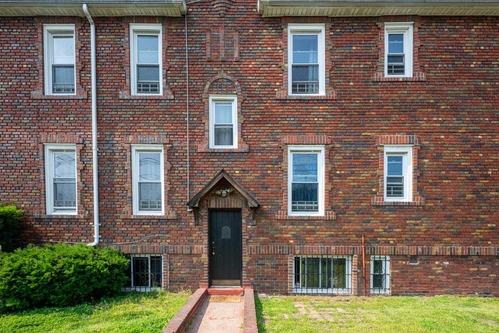1681 Brooklyn Avenue, Brooklyn, New York, 11210 image 29