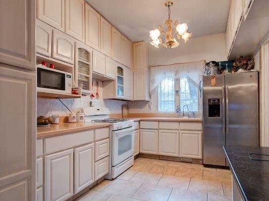 1067 East 15th Street, Brooklyn, New York, 11230 image 13