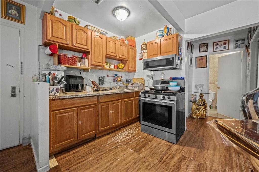 1309 Decatur Street, Brooklyn, New York, 11207 image 12