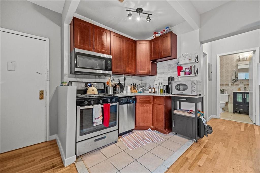 1309 Decatur Street, Brooklyn, New York, 11207 image 10