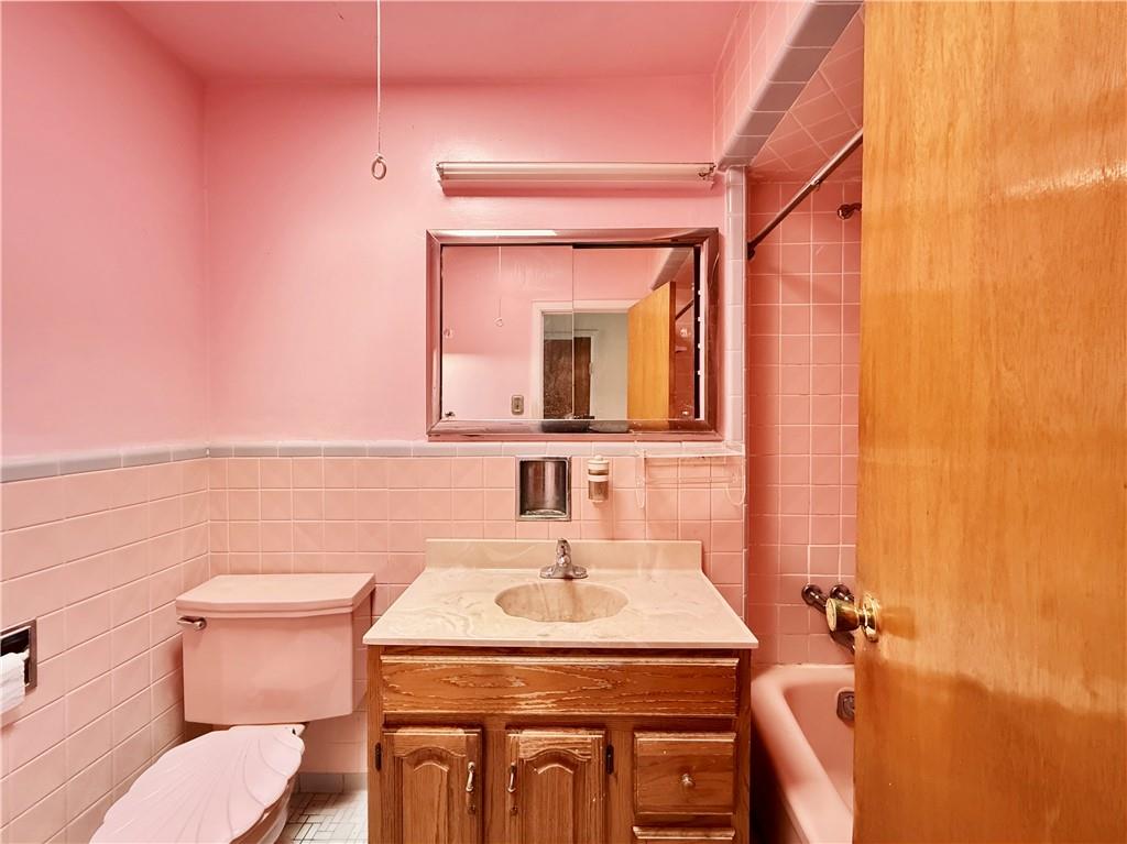 180 Bay 43rd Street, Brooklyn, New York, 11214 image 8