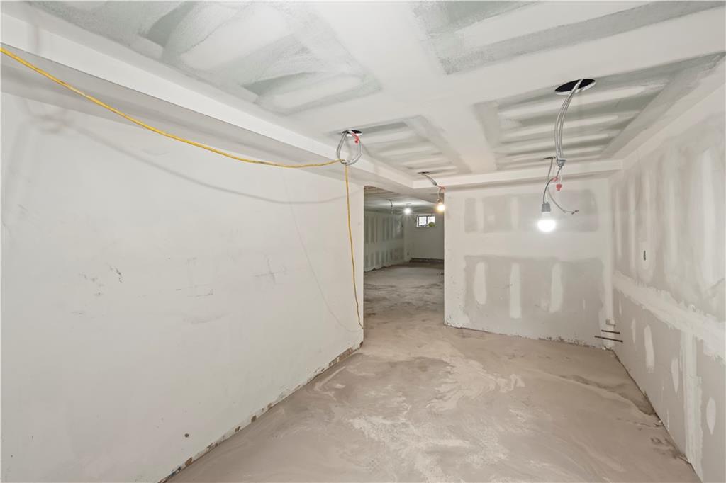 1143 East 99th Street, Brooklyn, New York, 11236 image 21