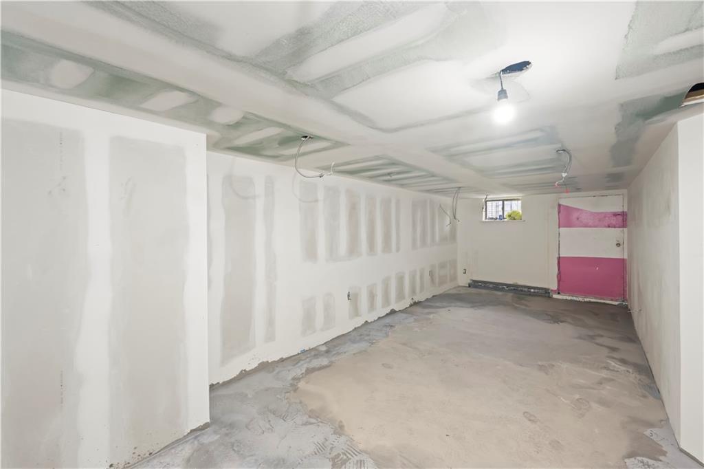 1143 East 99th Street, Brooklyn, New York, 11236 image 22