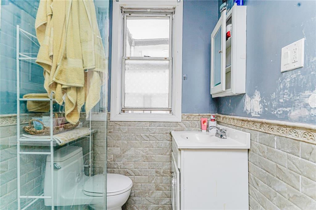 221 Bay 13th Street, Brooklyn, New York, 11214 image 24