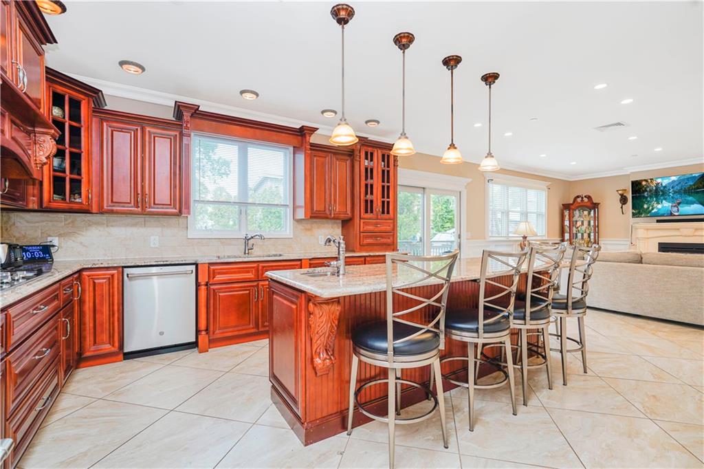 254 Wood Avenue, Staten  Island, New York, 10307 image 16