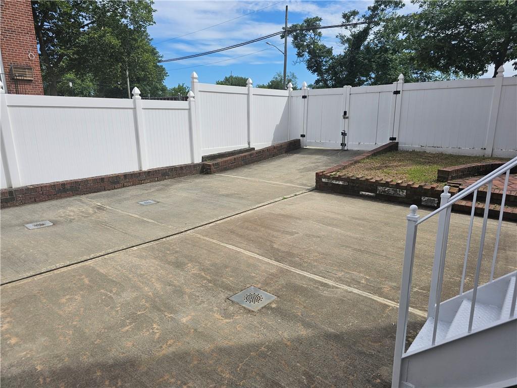 2 Paerdegat 11th Street, Brooklyn, New York, 11236 image 13