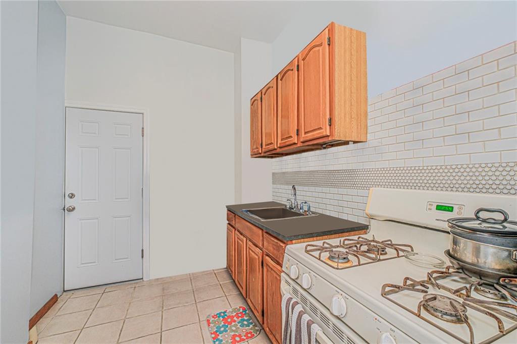 260 Covert Street, Brooklyn, New York, 11207 image 31