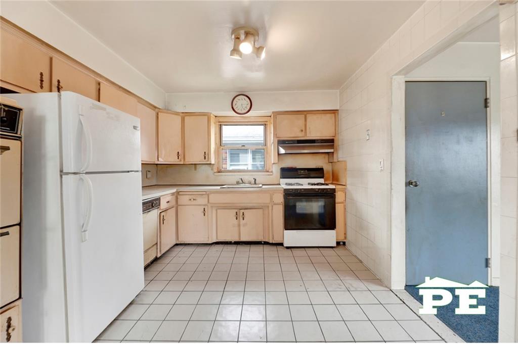 1560 East 54th Street, Brooklyn, New York, 11234 image 25