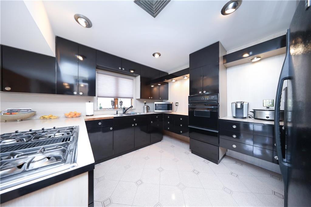 35 Hales Avenue, Staten  Island, New York, 10312 image 12