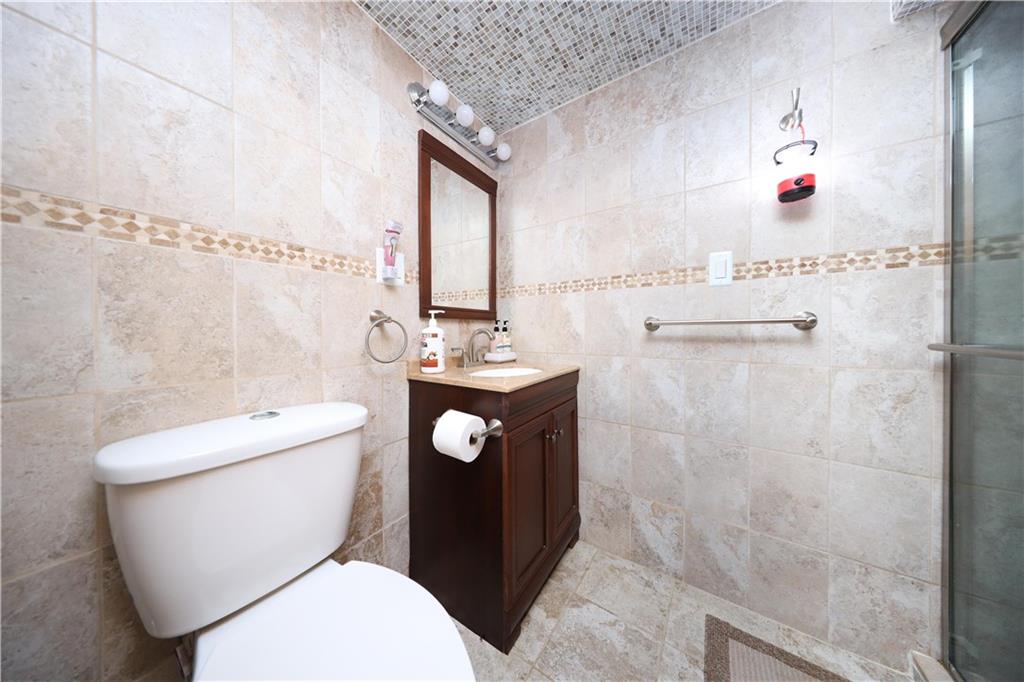 35 Hales Avenue, Staten  Island, New York, 10312 image 32