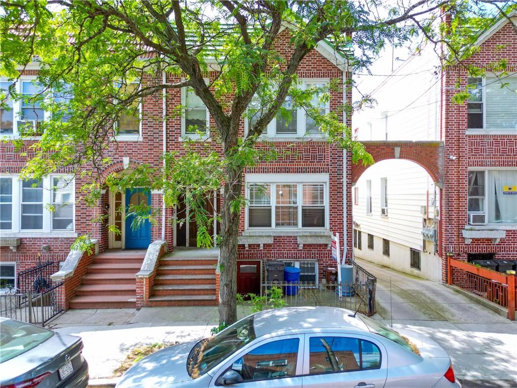 36 Parrott Place, Brooklyn, New York, 11228