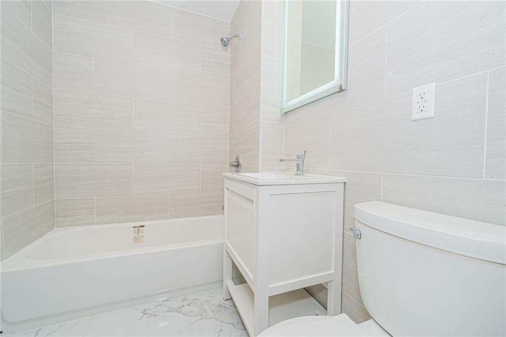 1014 Banner Avenue 5B, Brooklyn, New York, 11235 image 12