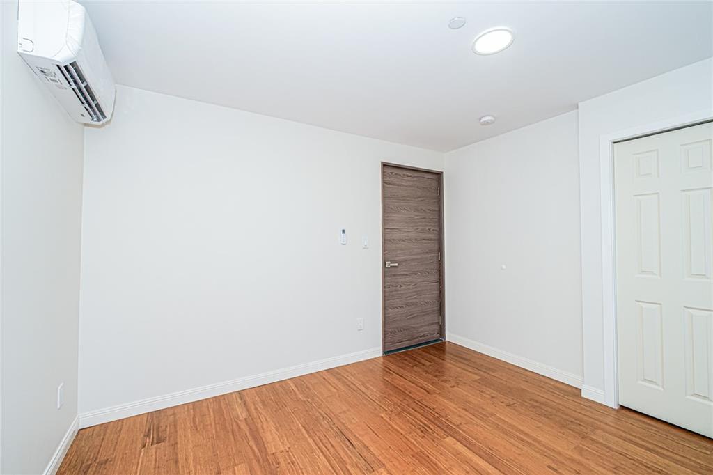 1014 Banner Avenue 5B, Brooklyn, New York, 11235 image 24