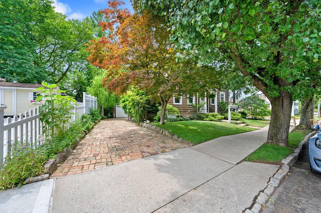 162 Bentley Street, Staten  Island, New York, 10307 image 9