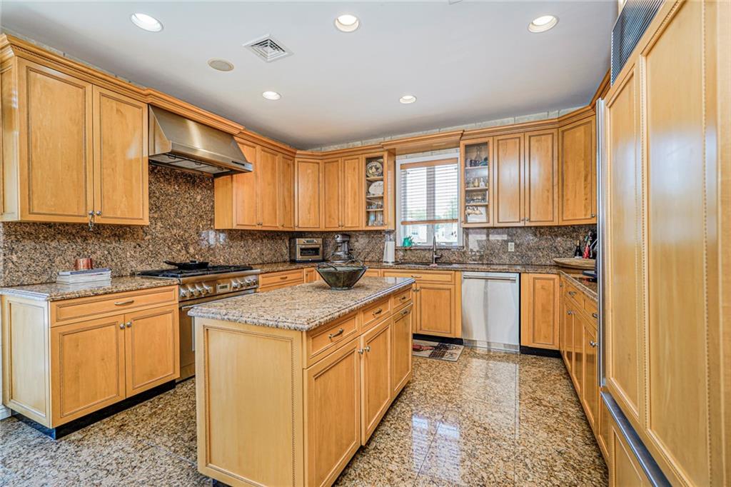 7208 Avenue V Avenue, Brooklyn, New York, 11234 image 12