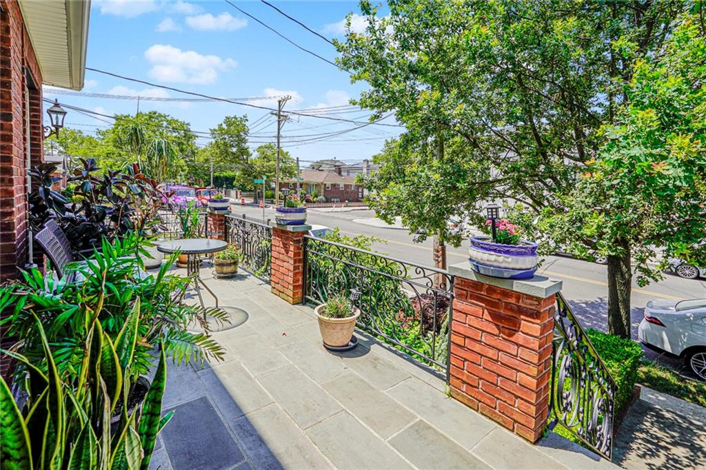 7208 Avenue V Avenue Image 4