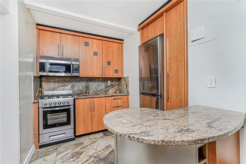 2330 Voorhies Avenue 1N, Brooklyn, New York, 11235 image 15