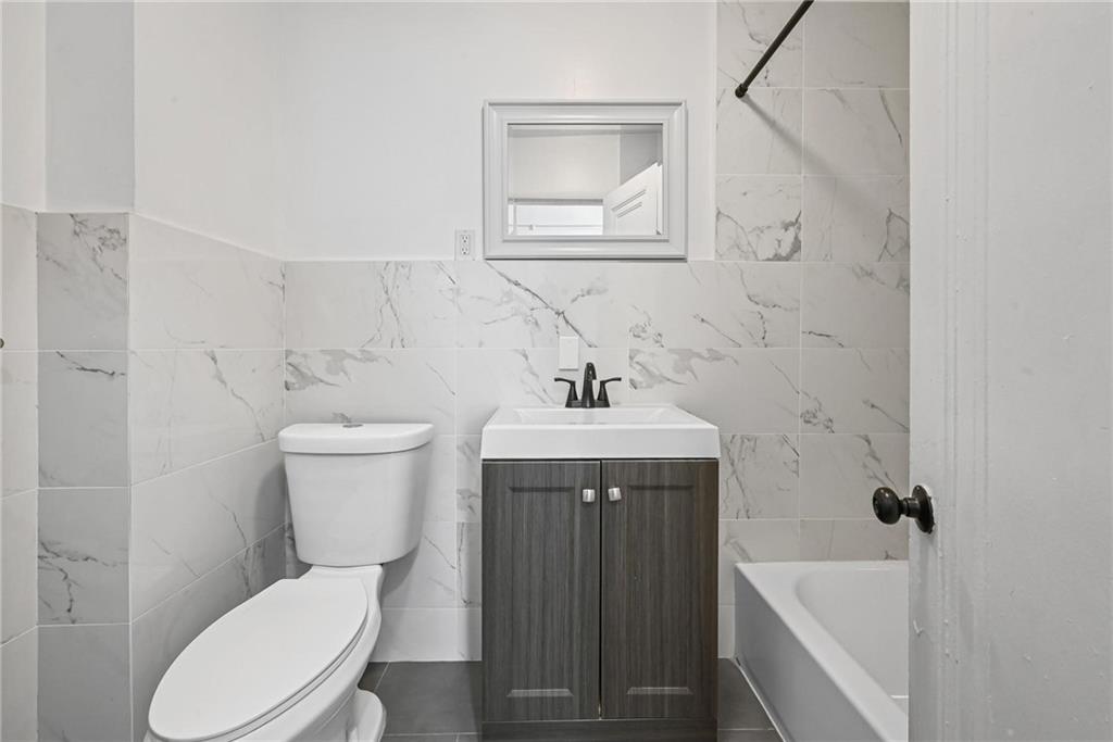 3121 Avenue J, Brooklyn, New York, 11210 image 24
