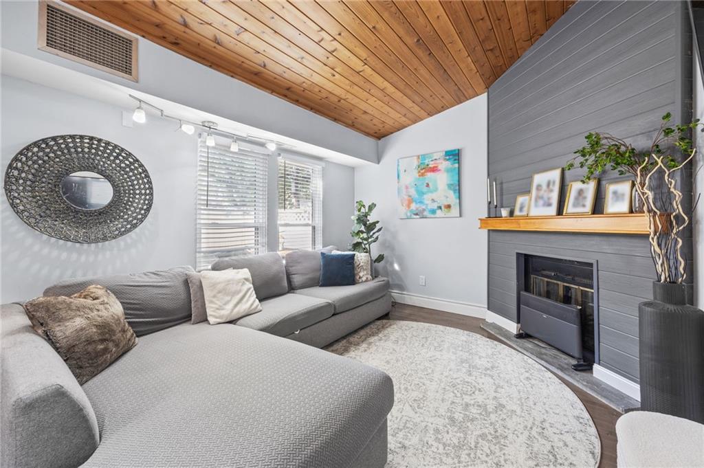 42 Vedder Avenue 1 Image 5