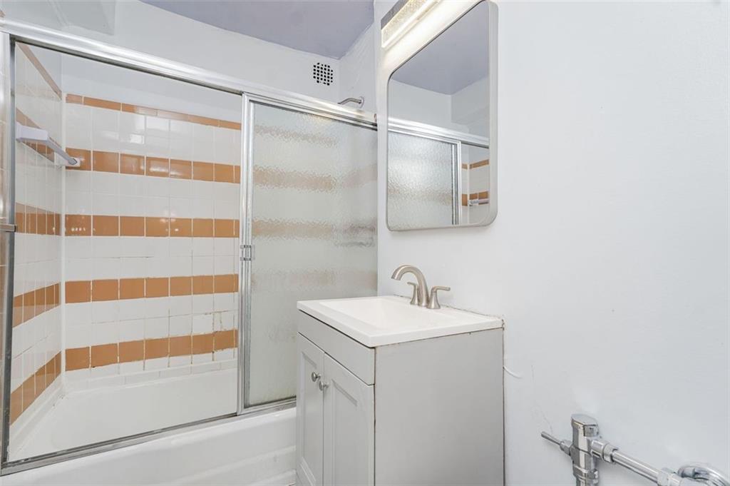 2785 Ocean Parkway 2G, Brooklyn, New York, 11235 image 19