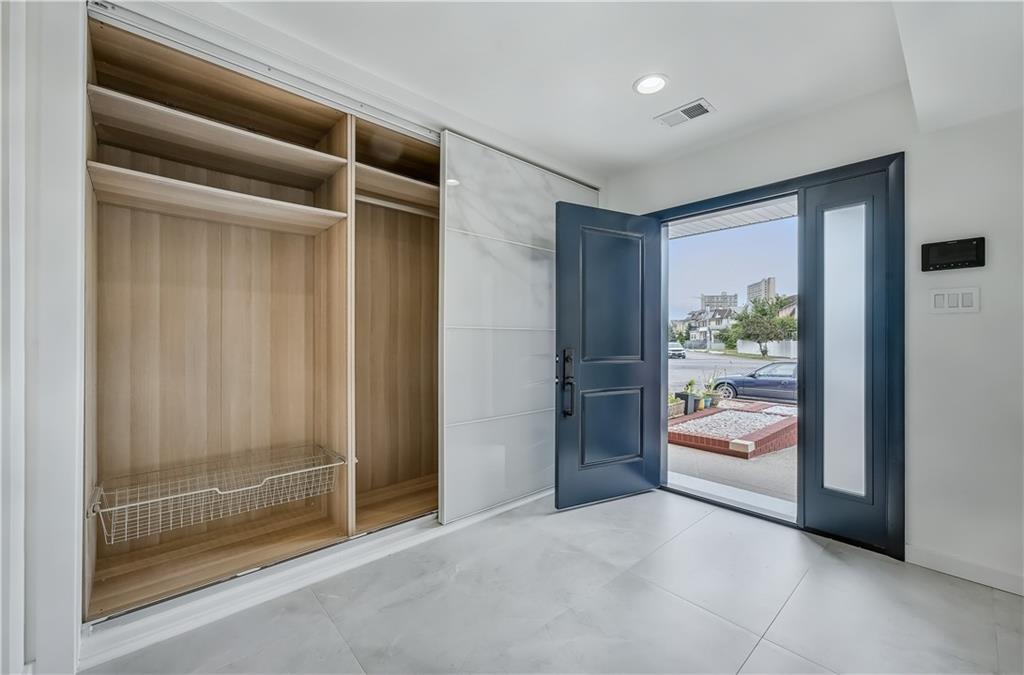 4330 Manhattan Avenue, Brooklyn, New York, 11224