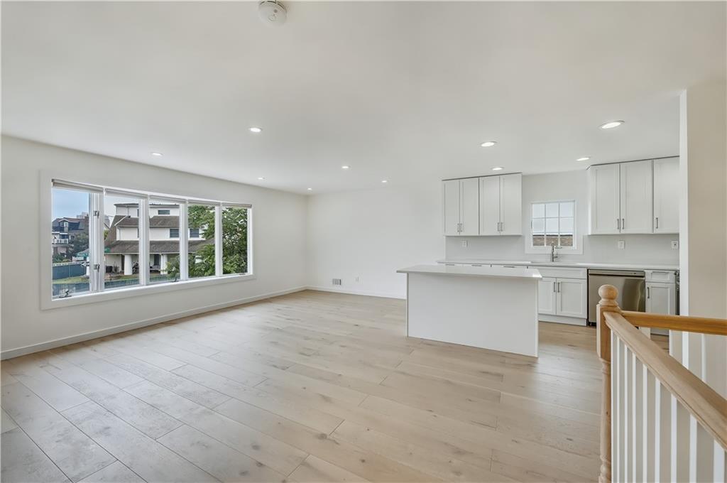4330 Manhattan Avenue, Brooklyn, New York, 11224 image 11